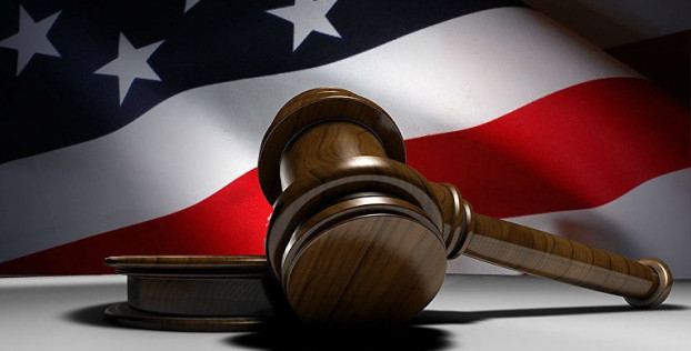 Отец требует заблокировать страховку подозреваемому в поджоге