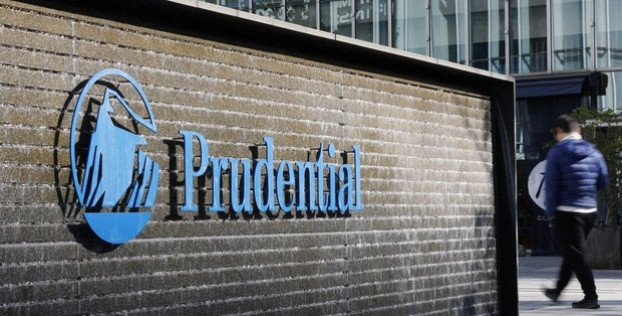 Prudential приостанавливает продажу страховых полисов в Японии