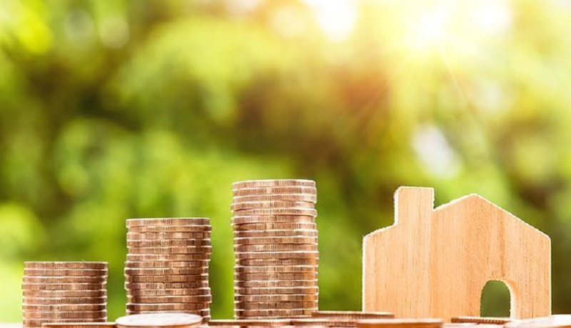 Страхование жизни сравнили с акциями и облигациями