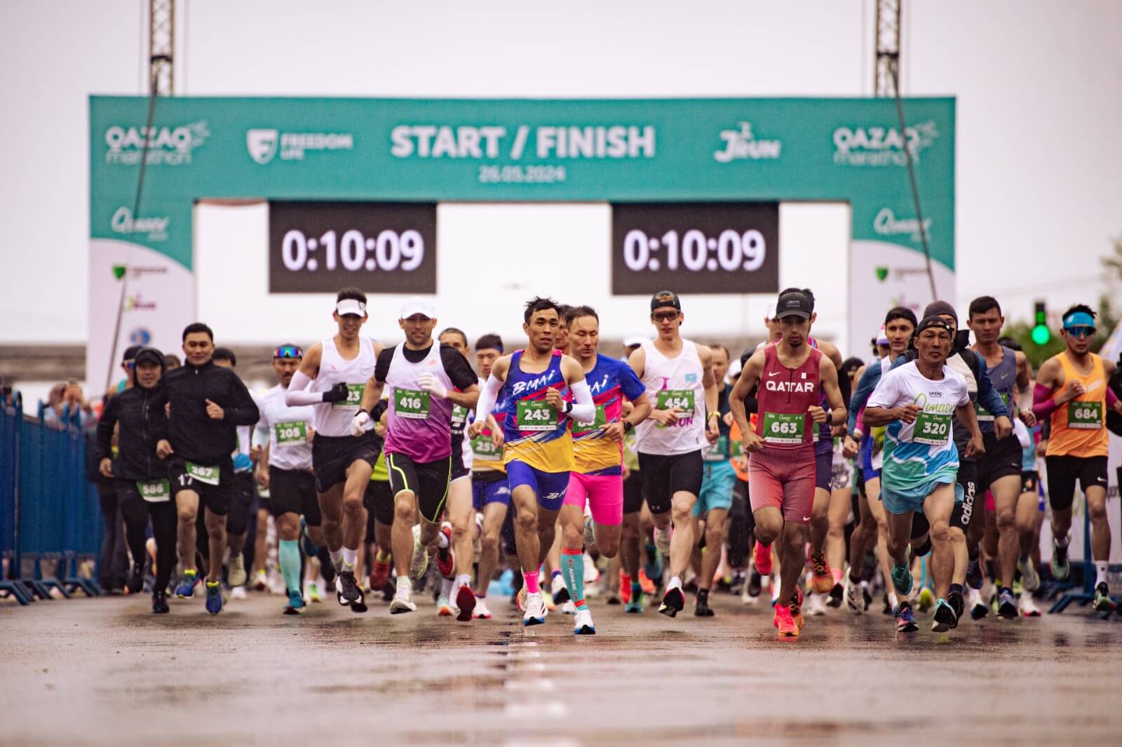 Состоялся первый забег Qazaq Marathon 2024
