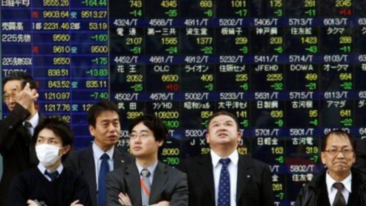 Japanese life insurers prefer local bond market