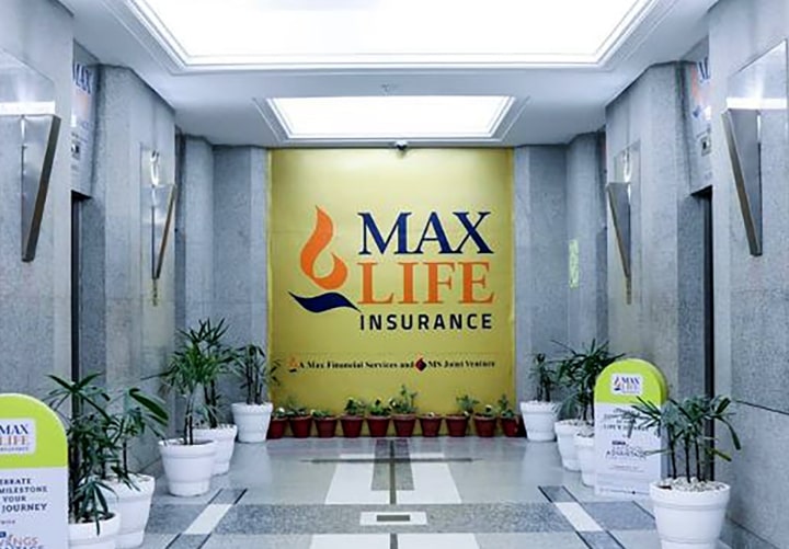 Max Life шағын индекске бағытталған пассивті UL іске қосады