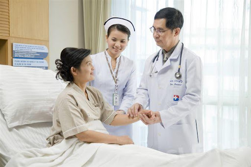 Таиланд создаст систему частного медстрахования как партнера государства