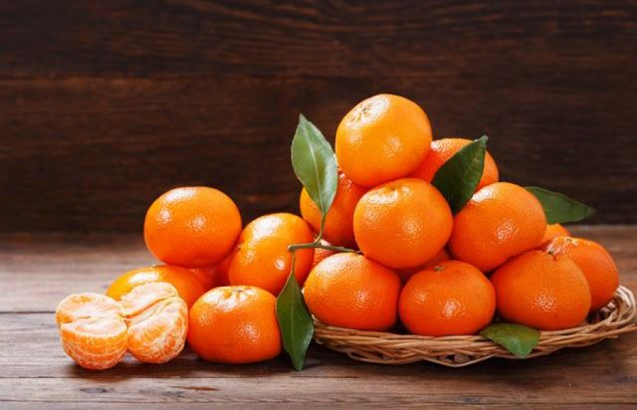 Doctor tells what happens to the body if you overeat tangerines